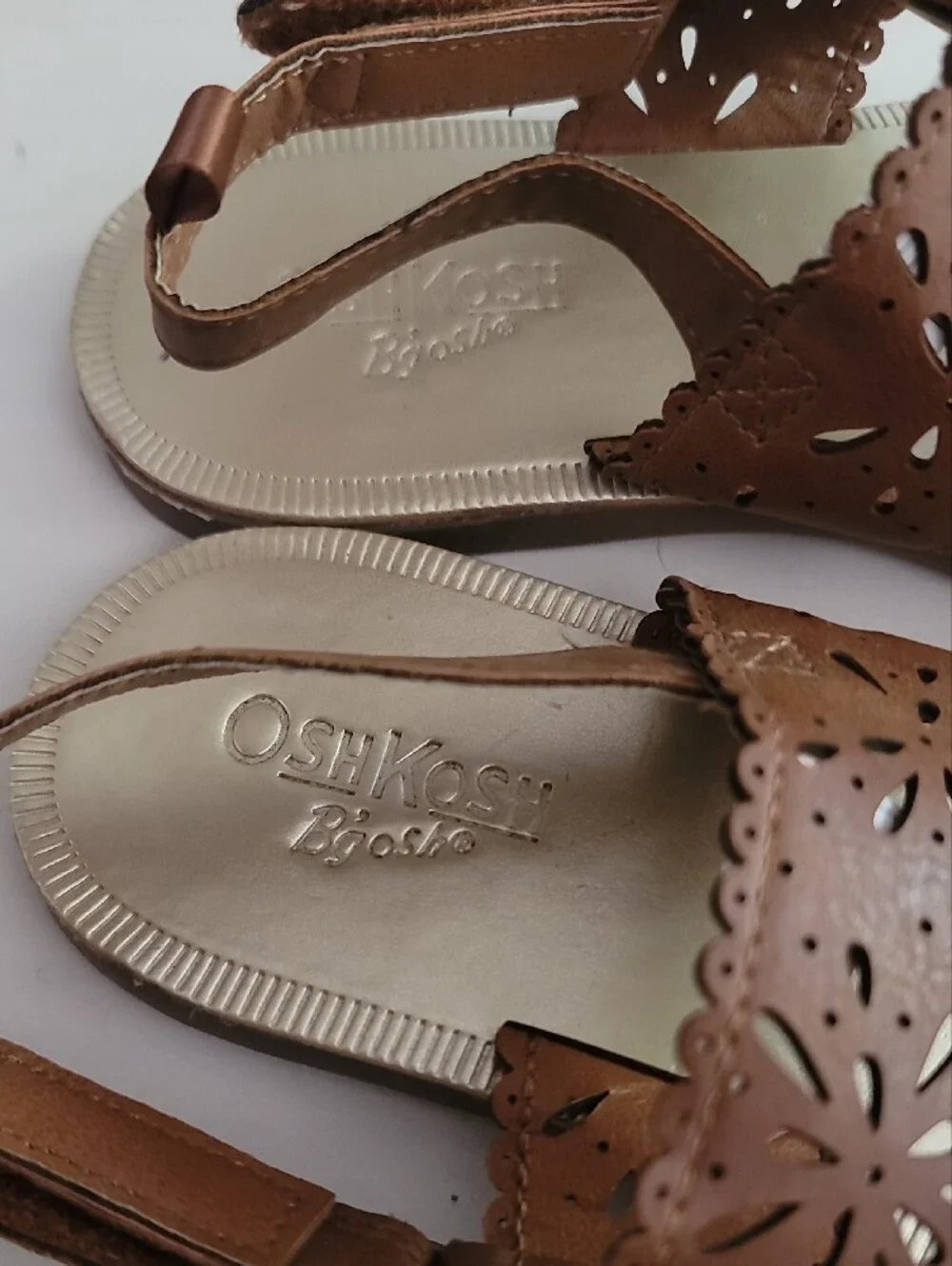 OshKosh, Girls Brown Strap Sandals, Size 1